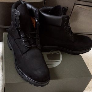 Timberland Boots (BLACK)